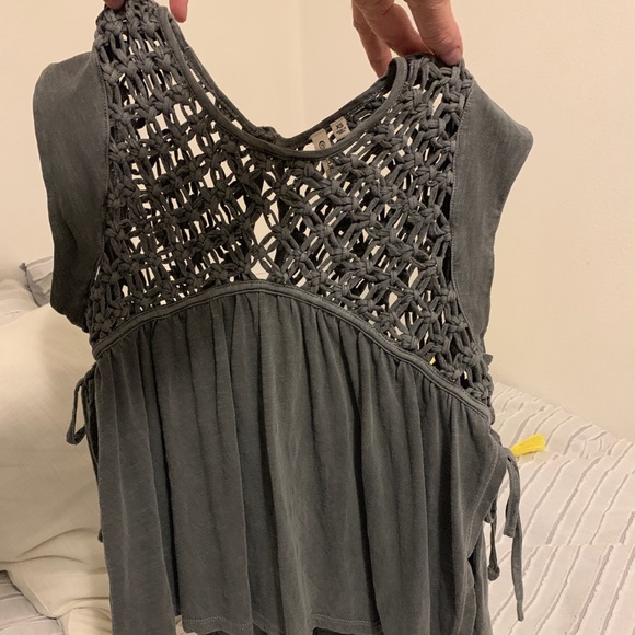 Weaved Rip Curl Top 🌊 - Picture 2 of 6